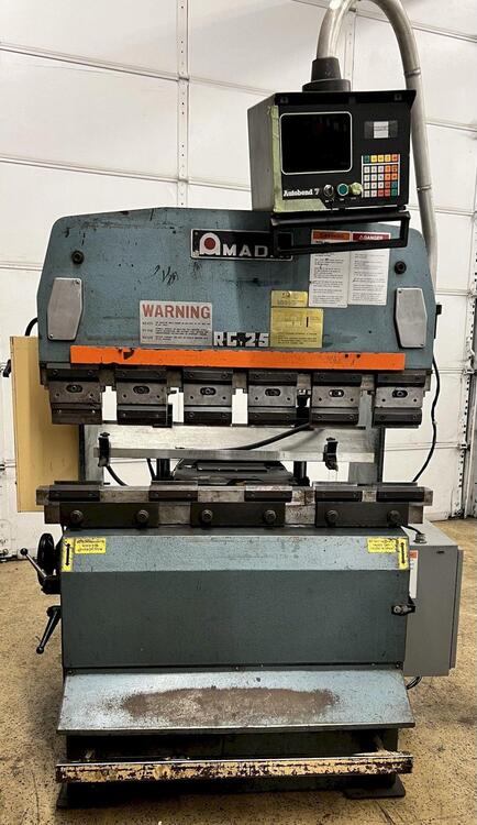 1983 AMADA RG-25 Press Brakes | Fabricating & Production Machinery, Inc.